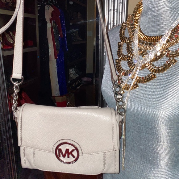Michael Kors Greenwich Small Flap Crossbody Optic White Mk  Michael Kors Grey and Silver crossbody